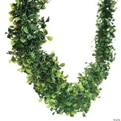 Boxwood Garland