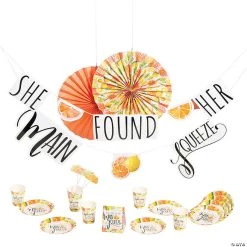 Found Her Main Squeeze Table Decorating Kit