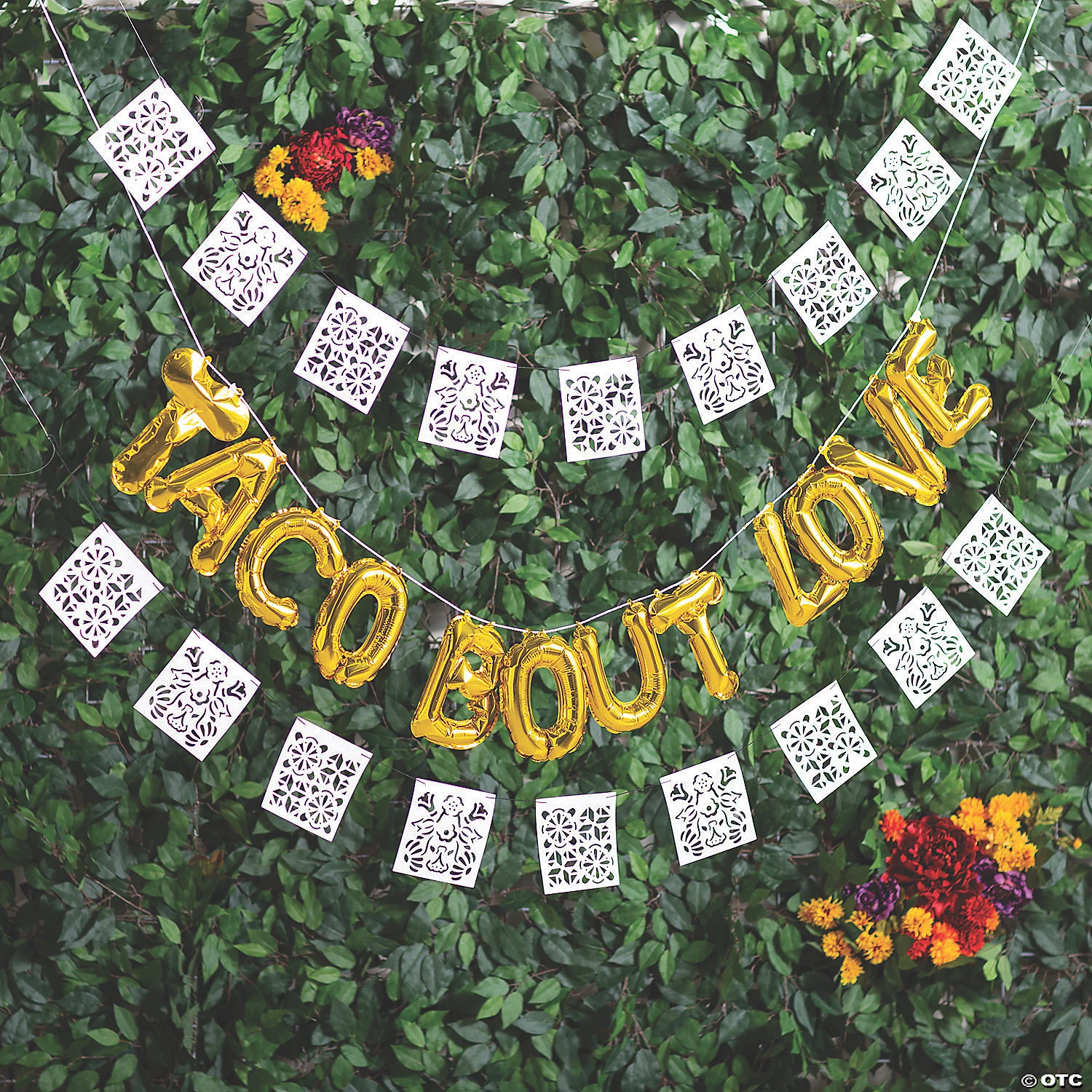 Gold Fiesta Taco Bout Love Mylar Balloon Banner - 15 Pc. 4 Gold Fiesta Taco Bout Love Mylar Balloon Banner - 15 Pc. - Image 2