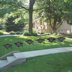 Grad Walkway Yard Signs - 6 Pc.