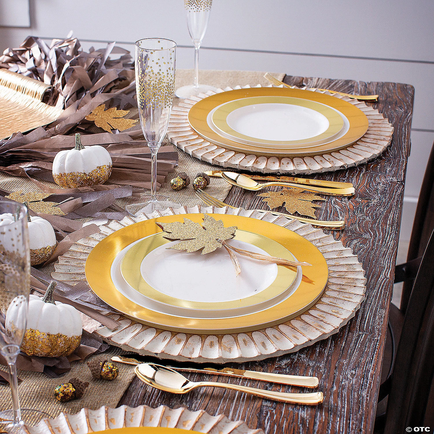 Large Gold Geometric Stand 5 Large Gold Geometric Stand - Image 3